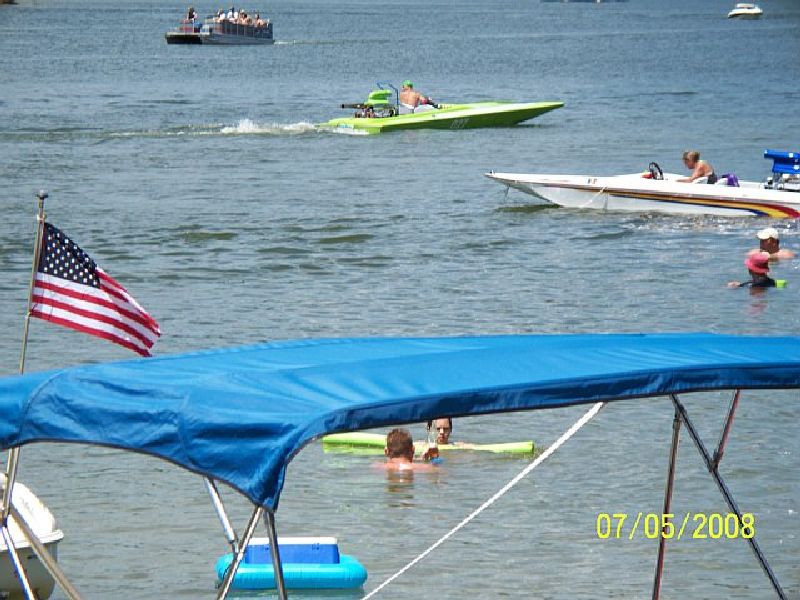 181780081112_0_BG.jpg