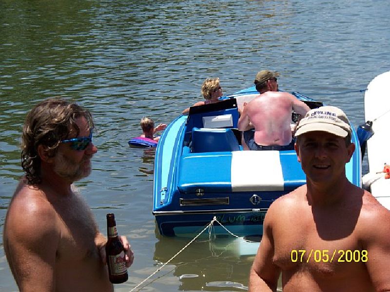 202970081112_0_BG.jpg