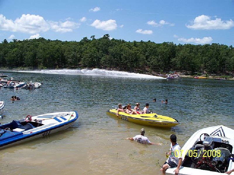 252970081112_0_BG.jpg