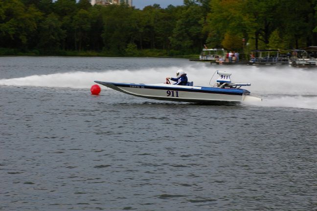 14220095.jpg